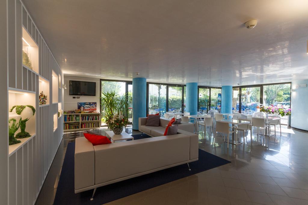Hotel Onda Marina Misano Adriatico Eksteriør bilde