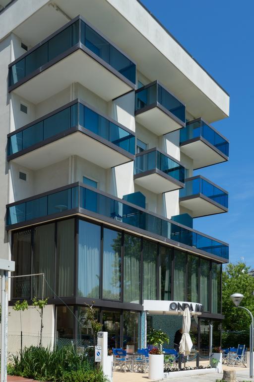 Hotel Onda Marina Misano Adriatico Eksteriør bilde